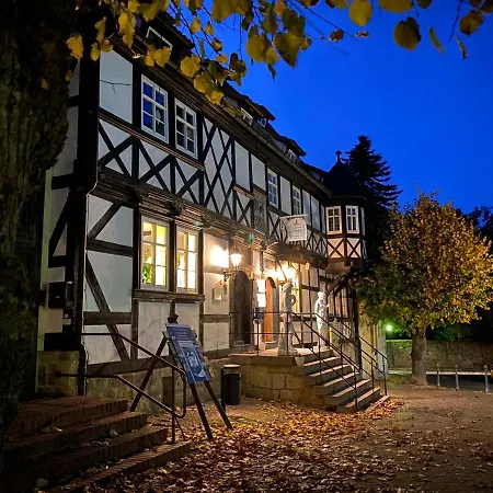 Emil - Barrierefrei Mit Fahrstuhl Und Carport In Ruhiger Altstadtlage Von アパート *