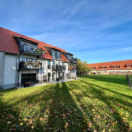 Emil - Barrierefrei Mit Fahrstuhl Und Carport In Ruhiger Altstadtlage Von