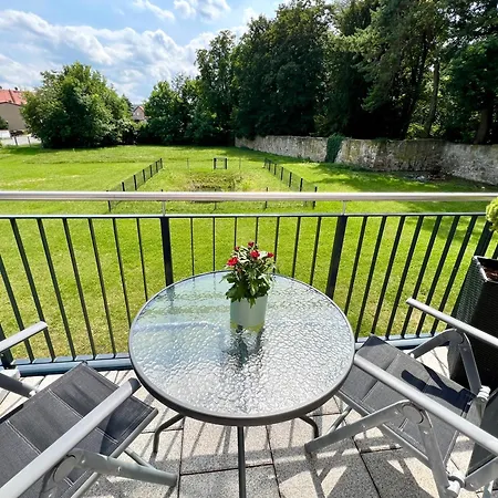 Appartement Emil - Barrierefrei Mit Fahrstuhl Und Carport In Ruhiger Altstadtlage Von