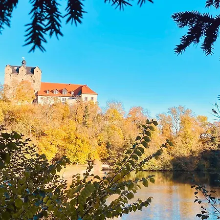 Emil - Barrierefrei Mit Fahrstuhl Und Carport In Ruhiger Altstadtlage Von Ballenstedt