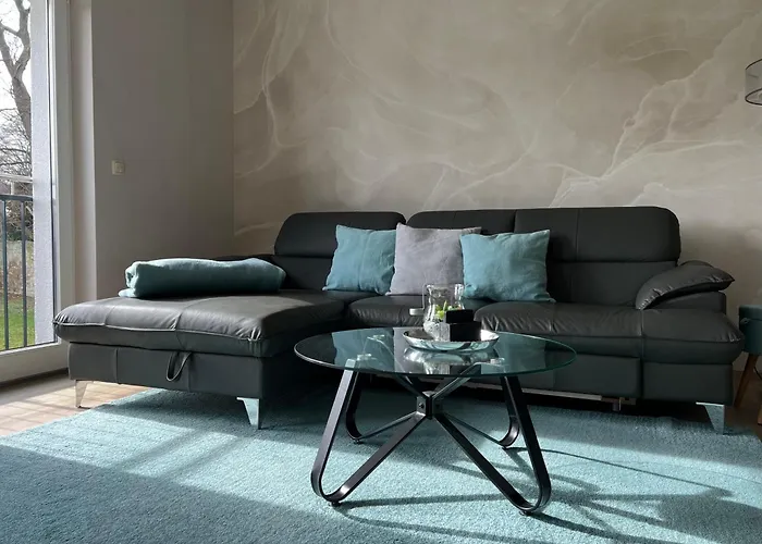 Emil - Barrierefrei Mit Fahrstuhl Und Carport In Ruhiger Altstadtlage Von