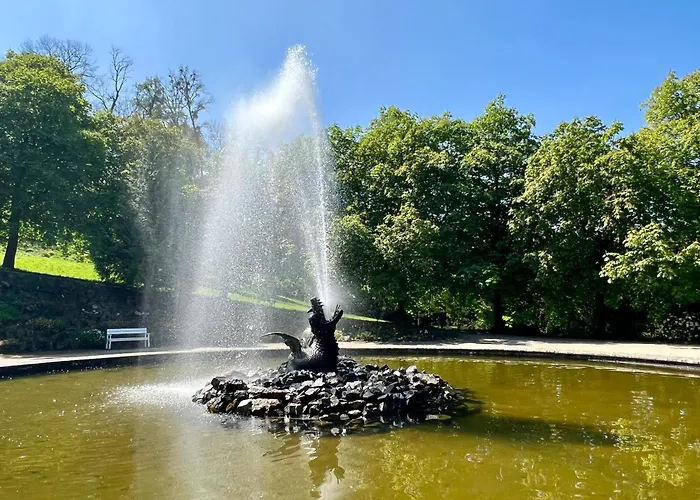 Emil - Barrierefrei Mit Fahrstuhl Und Carport In Ruhiger Altstadtlage Von Ballenstedt