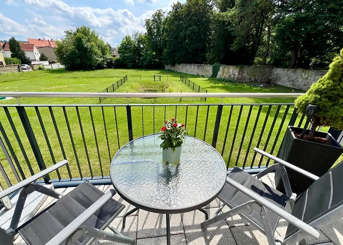 Apartment Emil - Barrierefrei Mit Fahrstuhl Und Carport In Ruhiger Altstadtlage Von