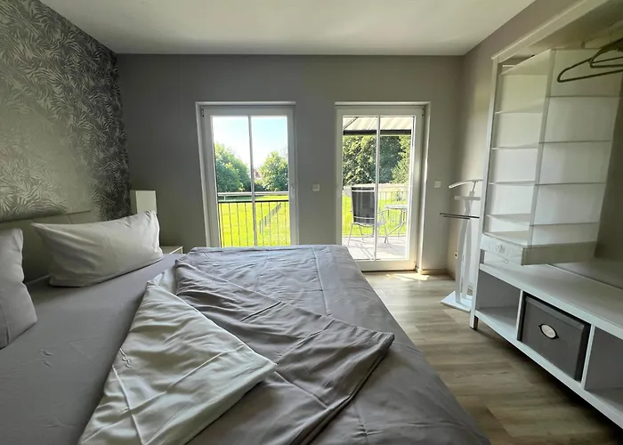 Apartment Emil - Barrierefrei Mit Fahrstuhl Und Carport In Ruhiger Altstadtlage Von