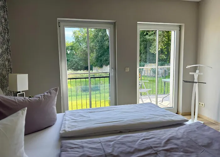 Apartment Emil - Barrierefrei Mit Fahrstuhl Und Carport In Ruhiger Altstadtlage Von