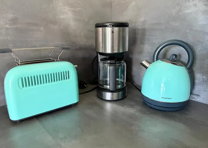 Emil - Barrierefrei Mit Fahrstuhl Und Carport In Ruhiger Altstadtlage Von