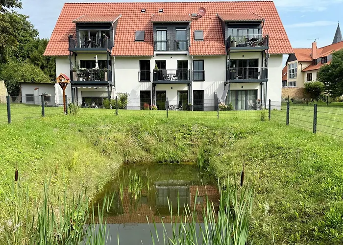 Apartment Emil - Barrierefrei Mit Fahrstuhl Und Carport In Ruhiger Altstadtlage Von Ballenstedt
