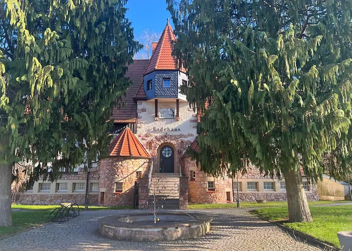 Emil - Barrierefrei Mit Fahrstuhl Und Carport In Ruhiger Altstadtlage Von Apartment